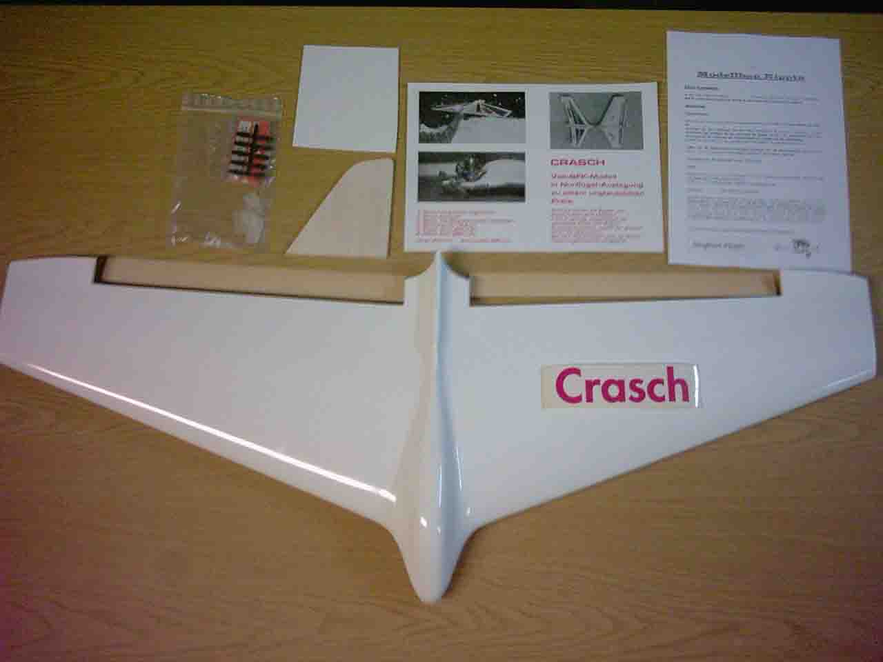 Crasch Voll GFK Nurflügler Segler Version 96,5 cm